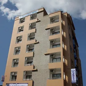 尼泊尔珠峰酒店 酒店